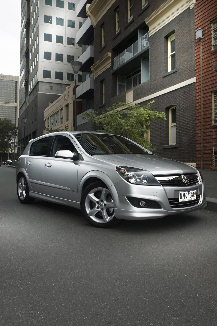  Holden Astra 5-Door Hatch 2007 года  (фото 27 из 33)